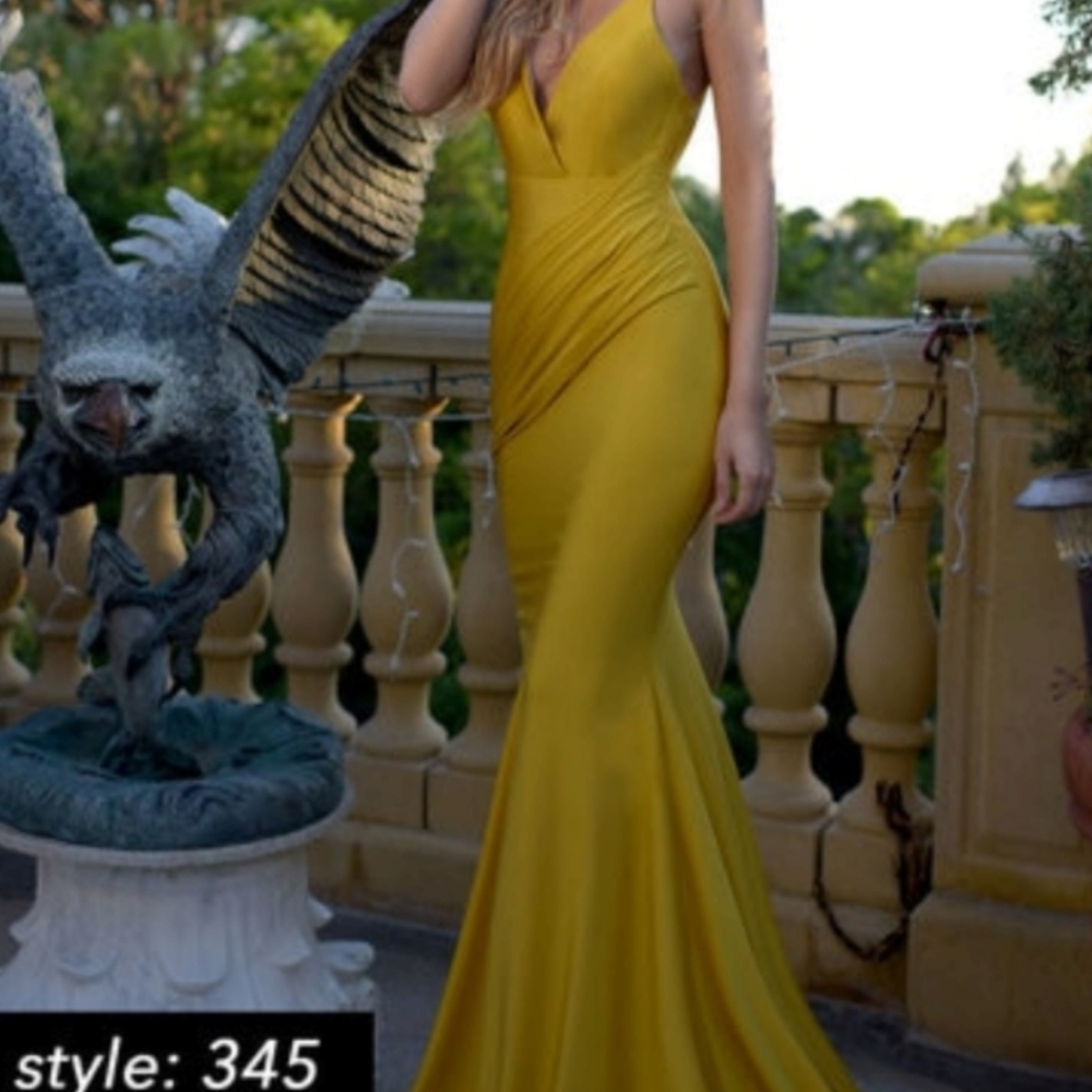 Jessica Angel 345 (canary) medium and extra small